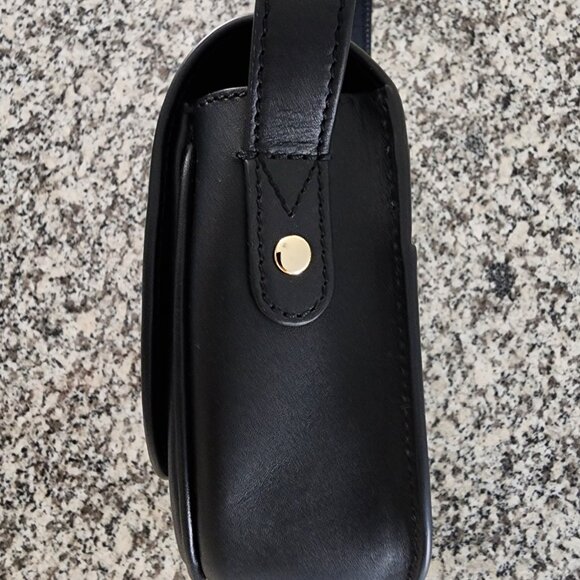 BNWT–Slightly Imperfect [ A.P.C. Betty Crossbody Bag 🖤👜] (#235) - Picture 8 of 11
